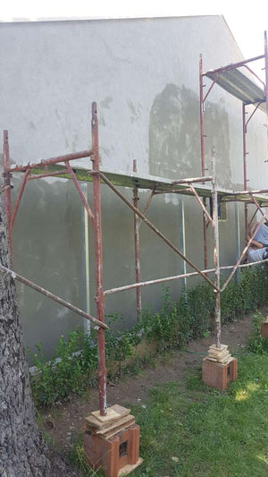 Applying Facade Primer Layer to a Metal House Project in Craiova thumbnail