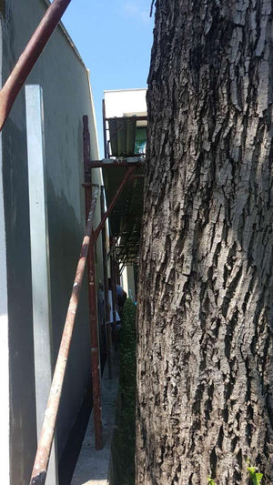 Applying Facade Primer Layer to a Metal House Project in Craiova thumbnail