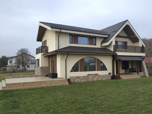 Aplicare accente decorative maro pe tencuiala decorativa la casa pe structura metalica in Saftica Ilfov thumbnail