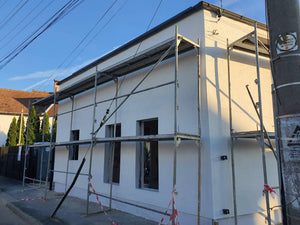 Applying Textured Decorative Plaster to a 191 sqm Metal House in Sibiu thumbnail