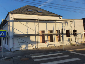 Applying Textured Decorative Plaster to a 191 sqm Metal House in Sibiu thumbnail