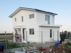 Applying Textured Decorative Plaster to a Metal House in Domnesti thumbnail