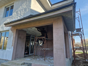 Application of Silicon Decorative Plaster for Two-Story Metal House in Bucharest thumbnail
