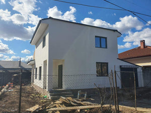 Applying Primer and Vinaro to a House with a Metal Structure thumbnail