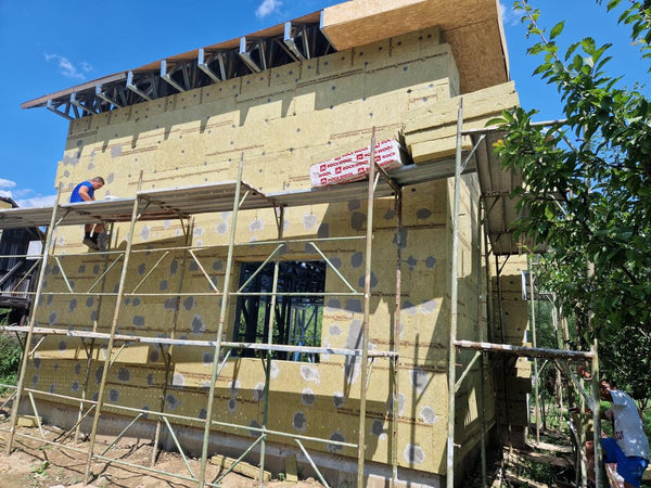 Aplicare termosistem pe constructie locuinta din profile metalice zincate