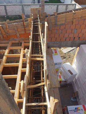 Reinforcing and Formwork for Beams and Columns on a Masonry House in Mogosoaia thumbnail
