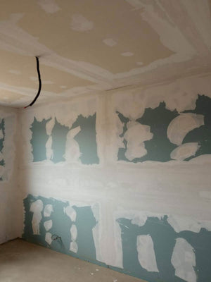 Steel-Frame House Chiseling and Puttying Interior Walls and Ceilings thumbnail
