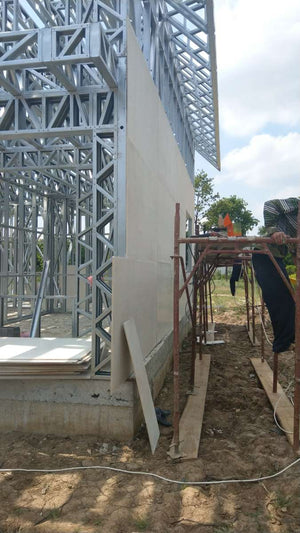 Exterior Cladding with Magnesium Oxide for an Ongoing Metal House Project in Saftica thumbnail