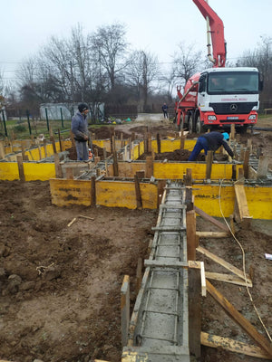 Snagov 162 sqm Metal House Formwork, Reinforcement, and Pouring of Foundation Beams thumbnail