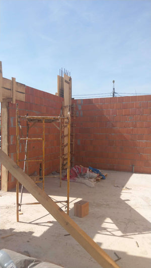 Formwork and Pouring Concrete for Pillars and Exterior Walls of a 386 sqm House thumbnail