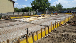 Compacting Reinforcement for the Final Slab of a 240 sqm Metal Hall Foundation Project thumbnail