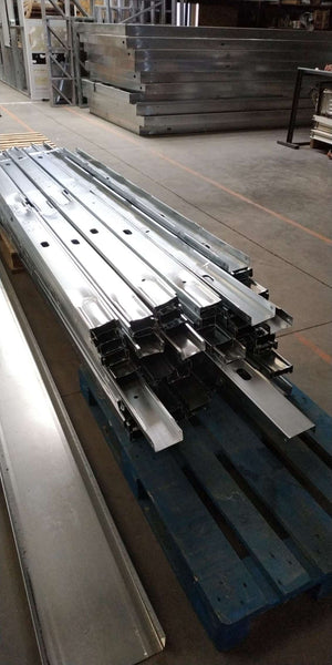 Cutting and Preassembly of a Single-Story 53 sqm Metal Structure House in the Factory thumbnail