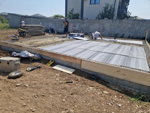 Detaliu montare polistiren extrudat pentru izolarea fundatiei