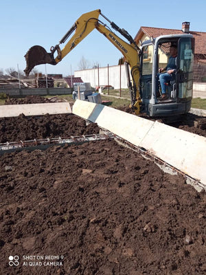 Compact and Prepare the Ground for Pouring a Slab over Soil for a Metal House thumbnail