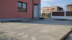 External Fence Construction and Concrete Courtyard Cladding for a 191 sqm House Project thumbnail