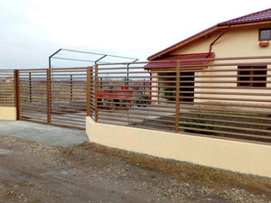 Construction of a Metal GA06 Fence thumbnail