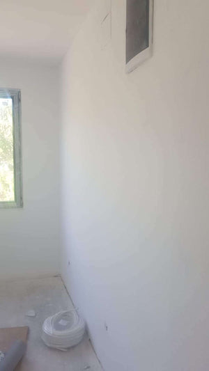 Plastering of Interior Walls and Ceilings with Primer and Vinarom for a Saftica House thumbnail