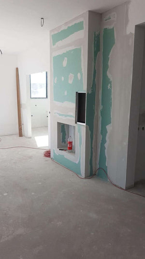 Plastering of Interior Walls and Ceilings with Primer and Vinarom for a Saftica House thumbnail