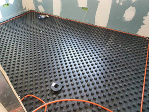 Underfloor Heating and Pouring of Screeds for Individual House thumbnail