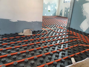Underfloor Heating and Pouring of Screeds for Individual House thumbnail