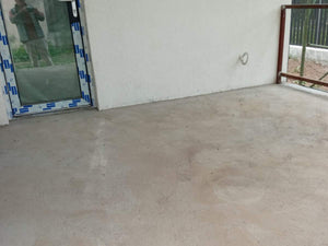 Underfloor Heating and Pouring of Screeds for Individual House thumbnail