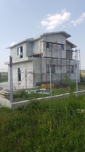 Spackling for the Facade of a Metal House Project in Domnesti thumbnail