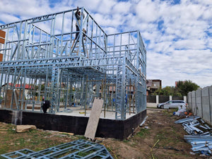 Light Metal Structure Installation for a Two-Story House Project thumbnail