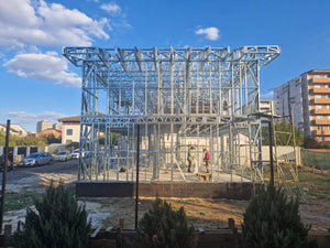 Light Metal Structure Installation for a Two-Story House Project thumbnail
