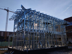 Light Metal Structure Installation for a Two-Story House Project thumbnail