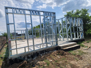 Installation of Metal Frame for Single-Story House Model 130-093 in Snagov thumbnail