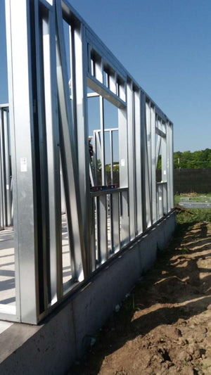 Single-Story 96 sqm Metal Structure House Installation in Magurele thumbnail