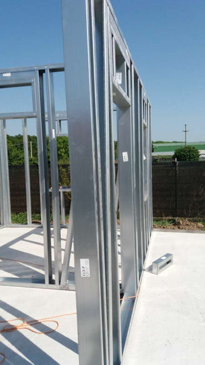 Single-Story 96 sqm Metal Structure House Installation in Magurele thumbnail