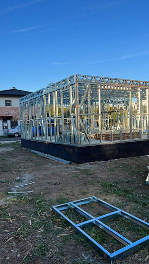 Installation of Light Metal Structure on the Ground Floor for a Two-Story House thumbnail