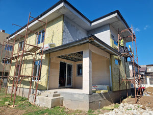 Installation of House Carpentry and Exterior Insulation with Basalt Wool thumbnail