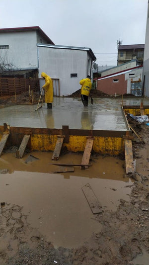 Mechanized Concrete Slab Pouring for a Two-Story House in Bucharest thumbnail