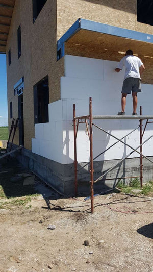 Metal Structure House Project with Thermal Insulation in Domnesti thumbnail
