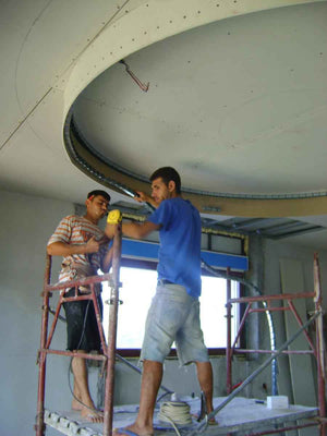 Ceiling and Soffit Construction with Drywall thumbnail