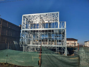 Ridicare pereti structurali din profile metalice zincate thumbnail