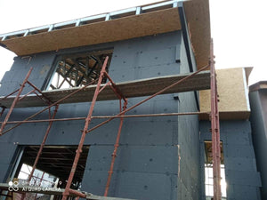 Exterior Thermal Insulation System with Graphite Extruded Polystyrene for a Metal House thumbnail