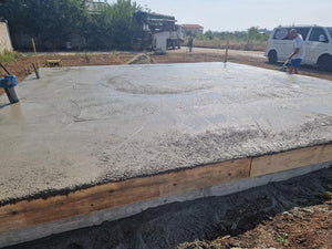 Filling, reinforcement, and pouring of foundation slab for construction in Ilfov thumbnail